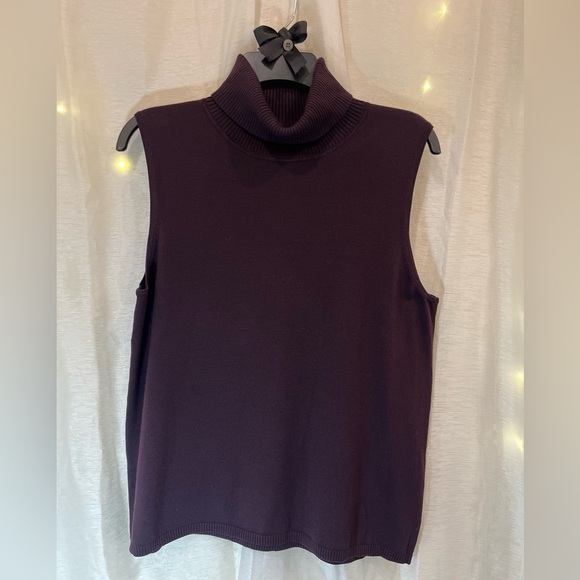 NWOT Josephine Chaus Sleeveless Silk Blend Turtleneck Burgundy Womens (Size L) - Picture 1 of 5